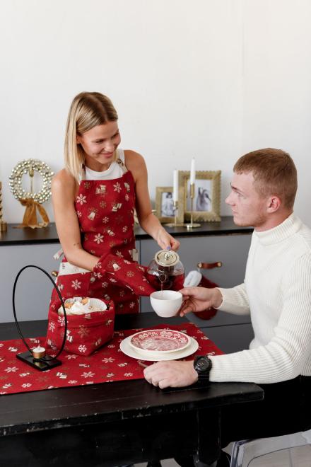 Новорічна рукавиця Дзвіночки на червоному