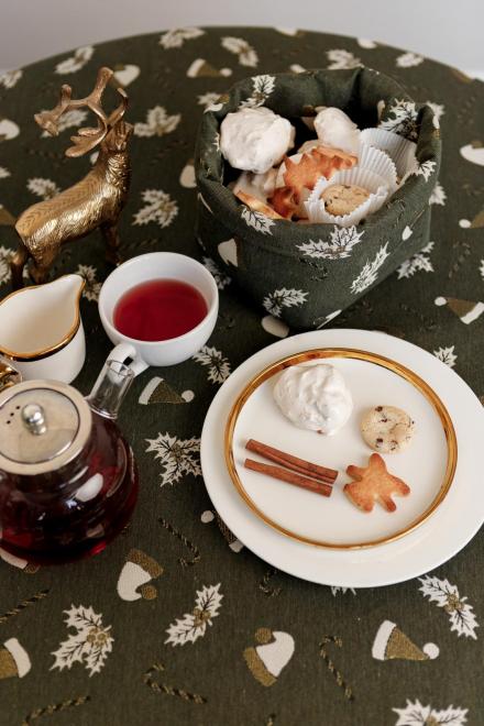 Кошик для зберігання Шапочки на зеленому