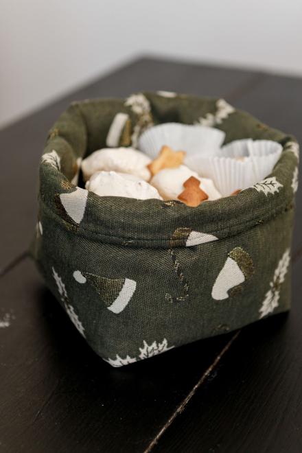 Кошик для зберігання Шапочки на зеленому