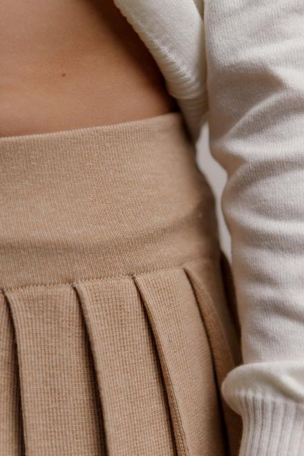 Спiдниця пліссе дитяча бежева зі смужкою