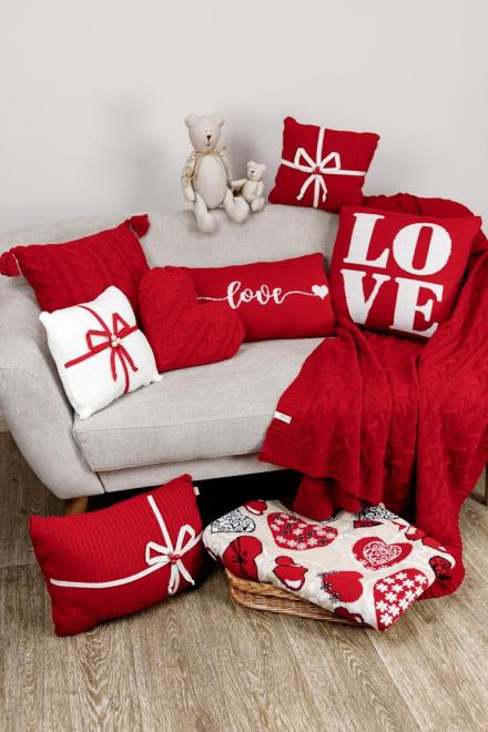 Декоративна подушка в'язана Серце