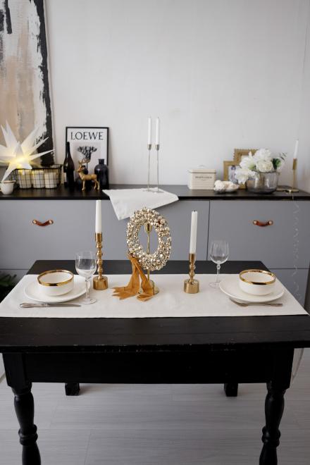 Раннер святковий Перлина Білий