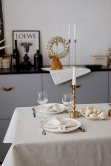 Скатертина святкова Перлина Біла