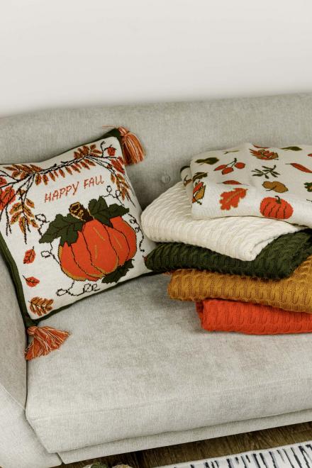 Подушка в'язана  Happy Fall  Гарбуз