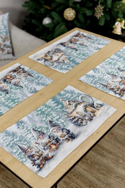 Новорічна гобеленова серветка Казкові гноми