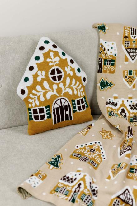 Декоративна подушка Імбирний будиночок